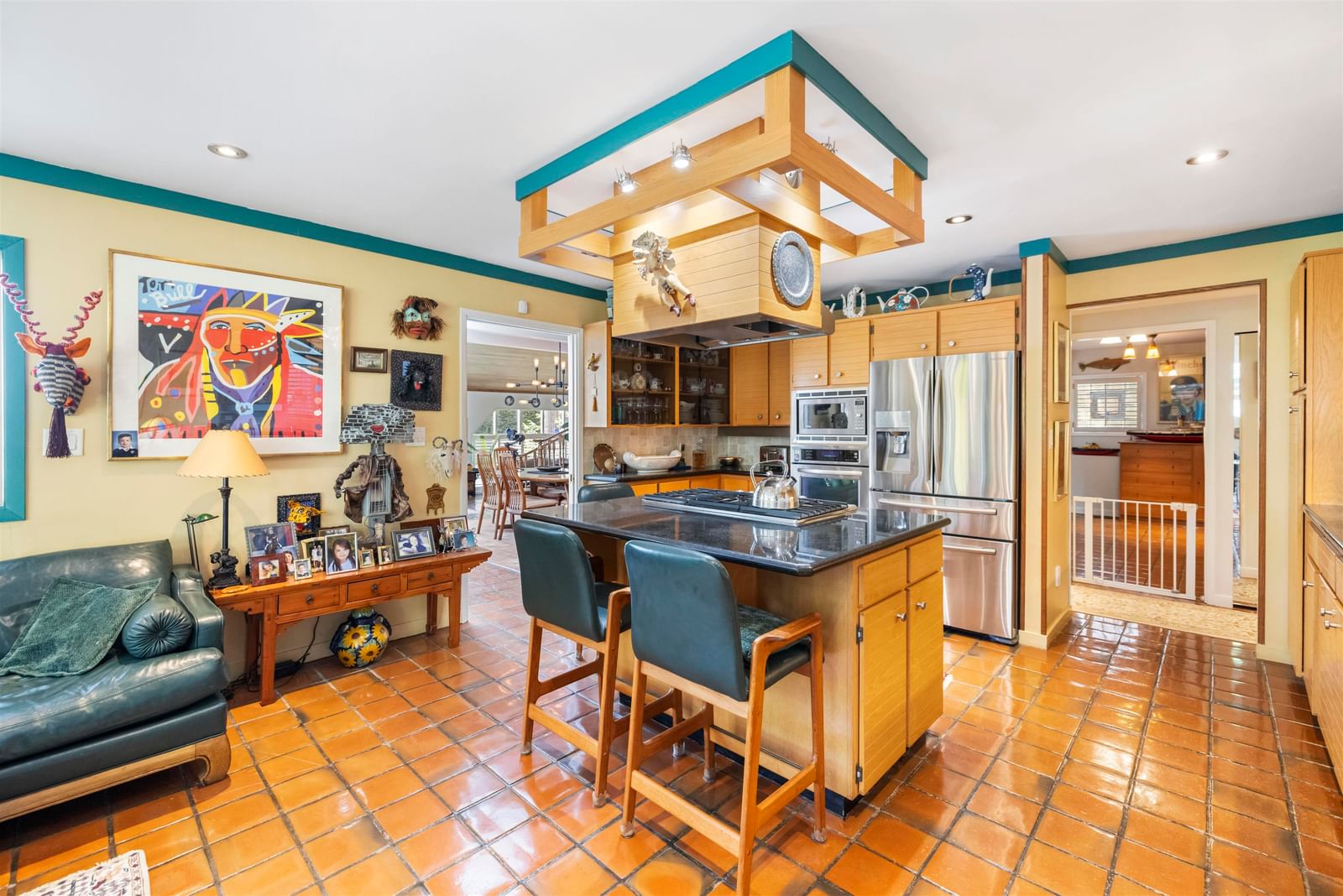 Listing Image 16