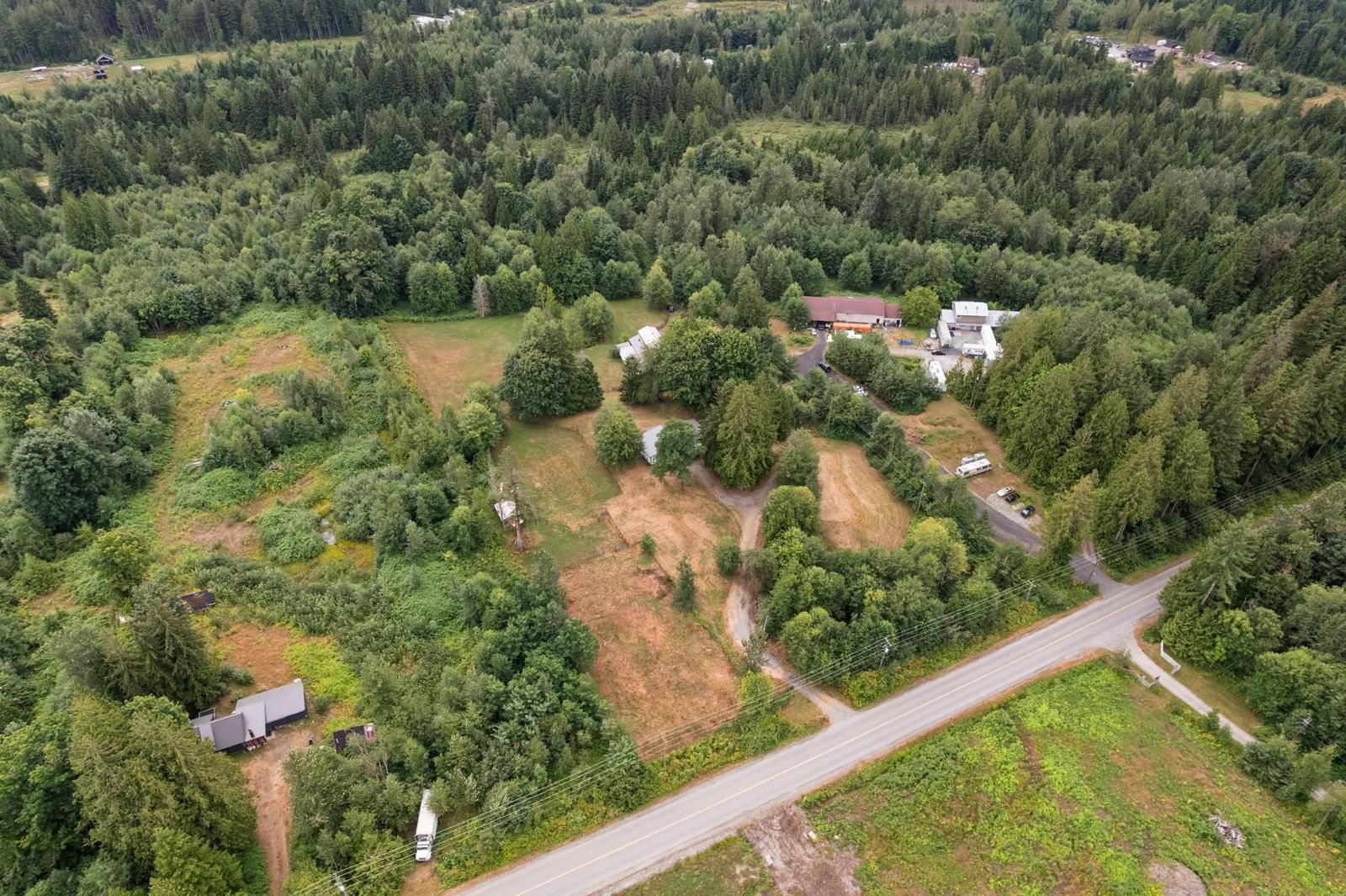 Listing Image 12