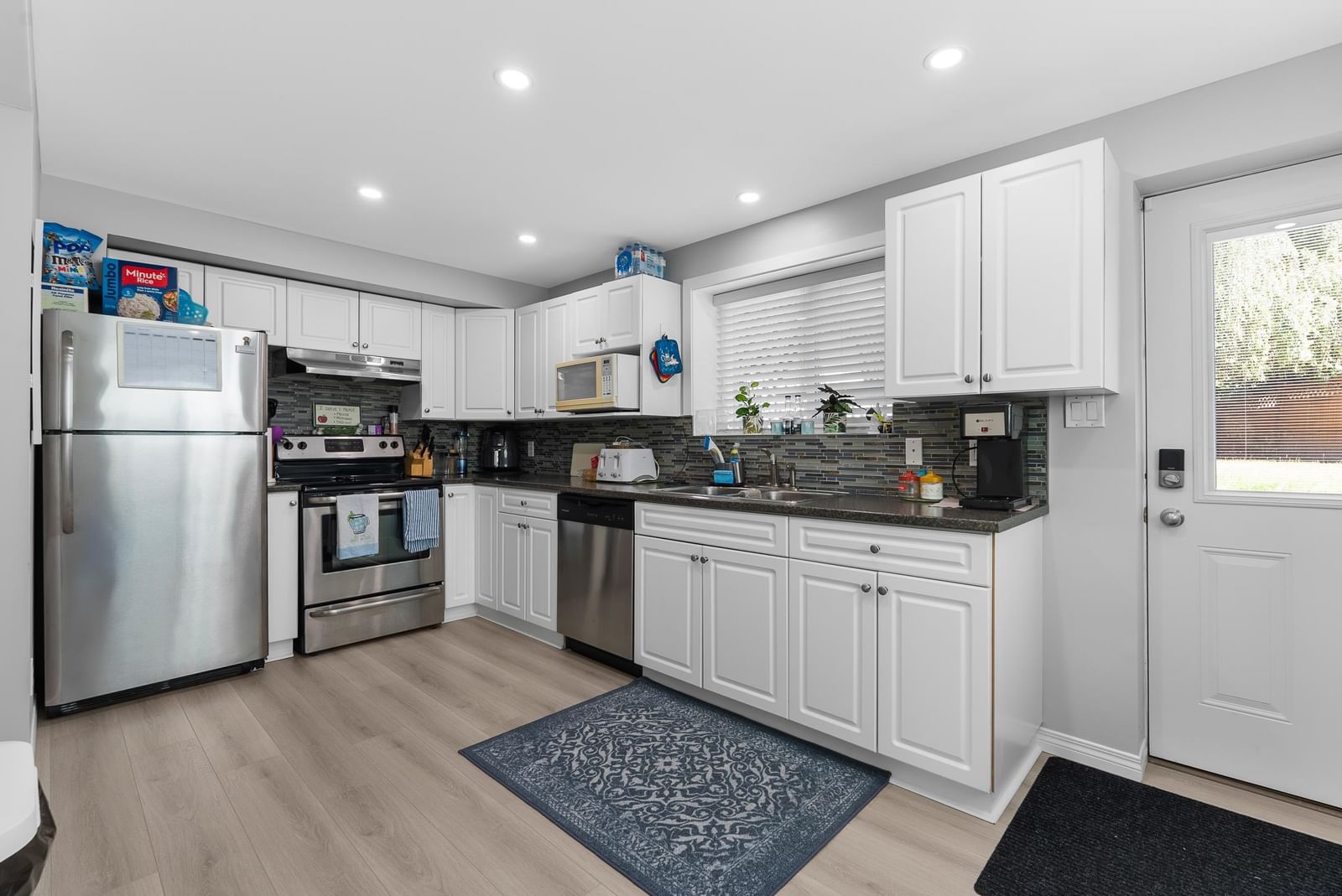 Listing Image 21