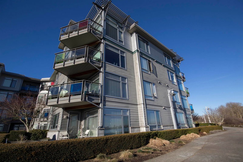 409 - 14200 Riverport Way, Richmond, V6W 1M4 | Image 2