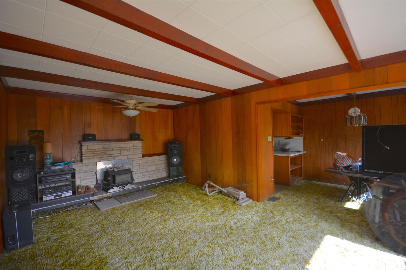 Listing Image 14