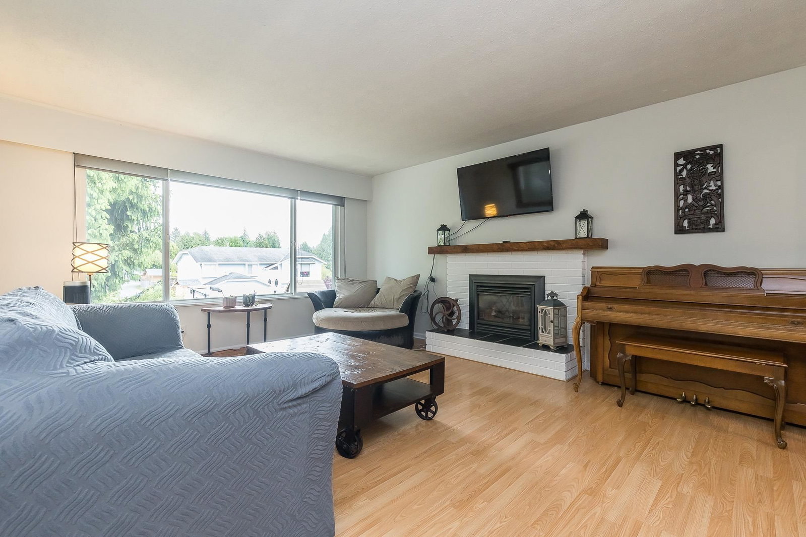 Listing Image 18