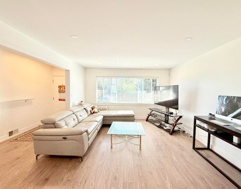 7779 Elford Street, Burnaby, V3N 4B6 | Image 3