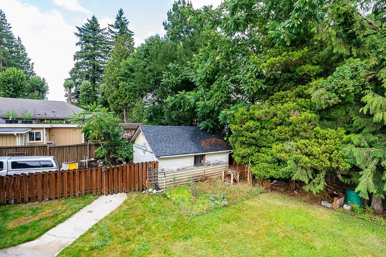 Listing Image 16