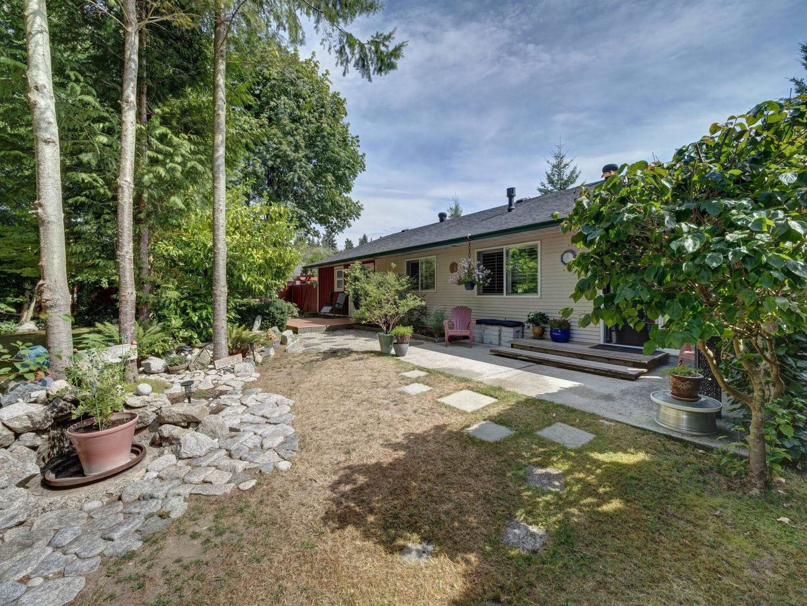Listing Image 12