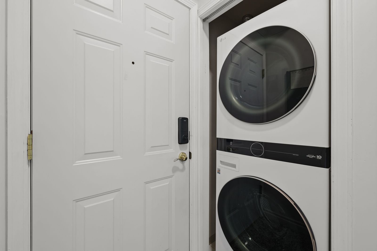 Listing Image 14