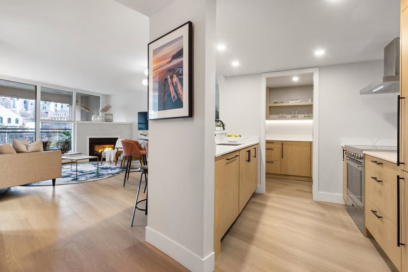 407 - 183 Keefer Place, Vancouver, V6B 6B9 | Image 2