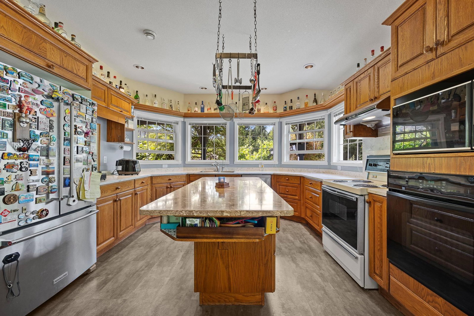 Listing Image 14