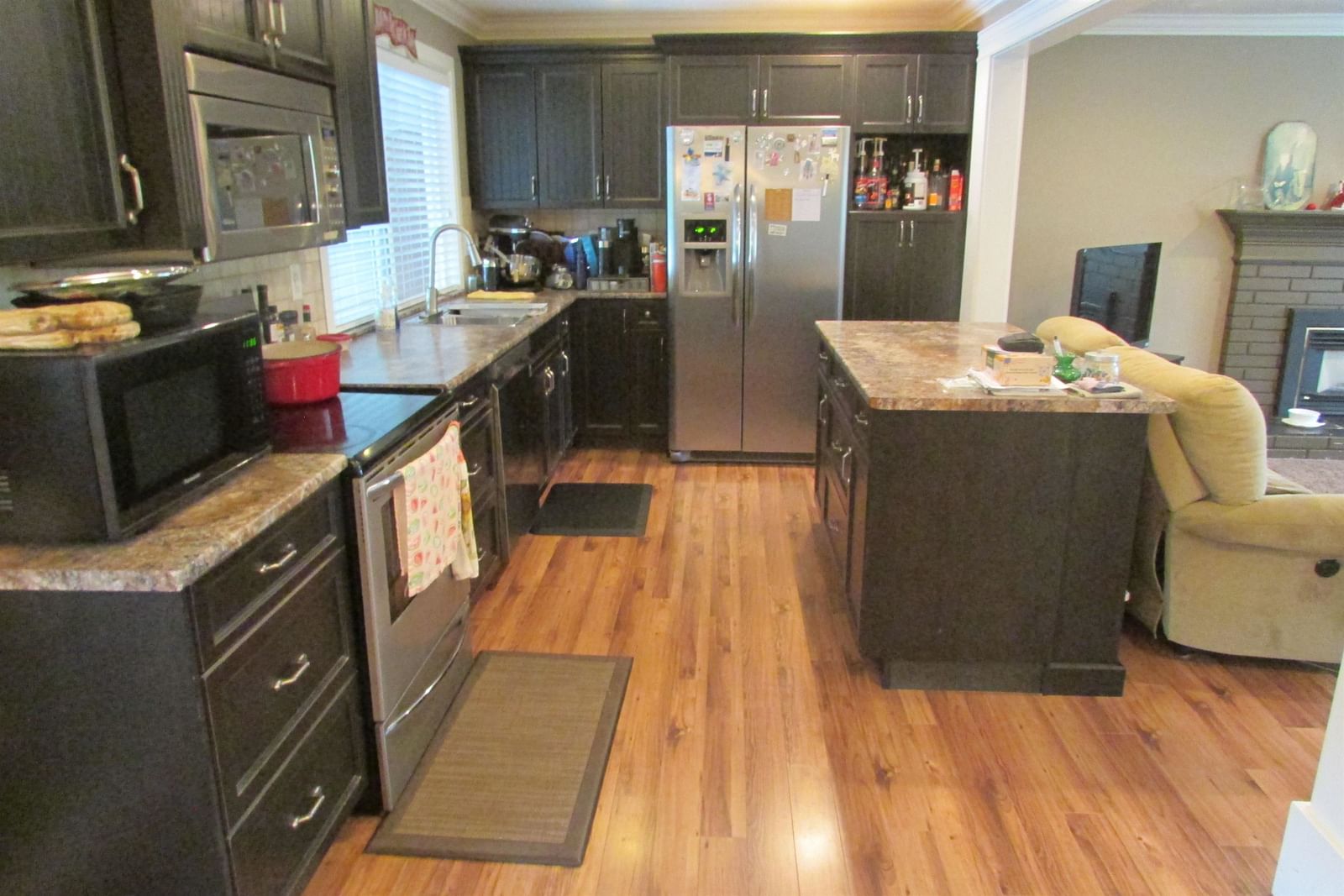 Listing Image 5