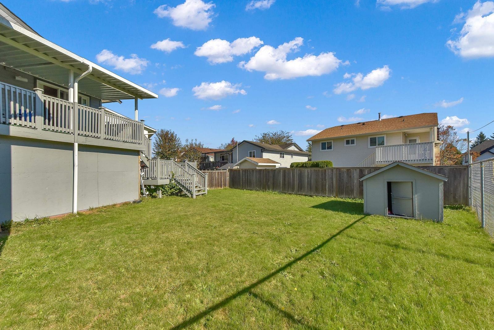 Listing Image 6