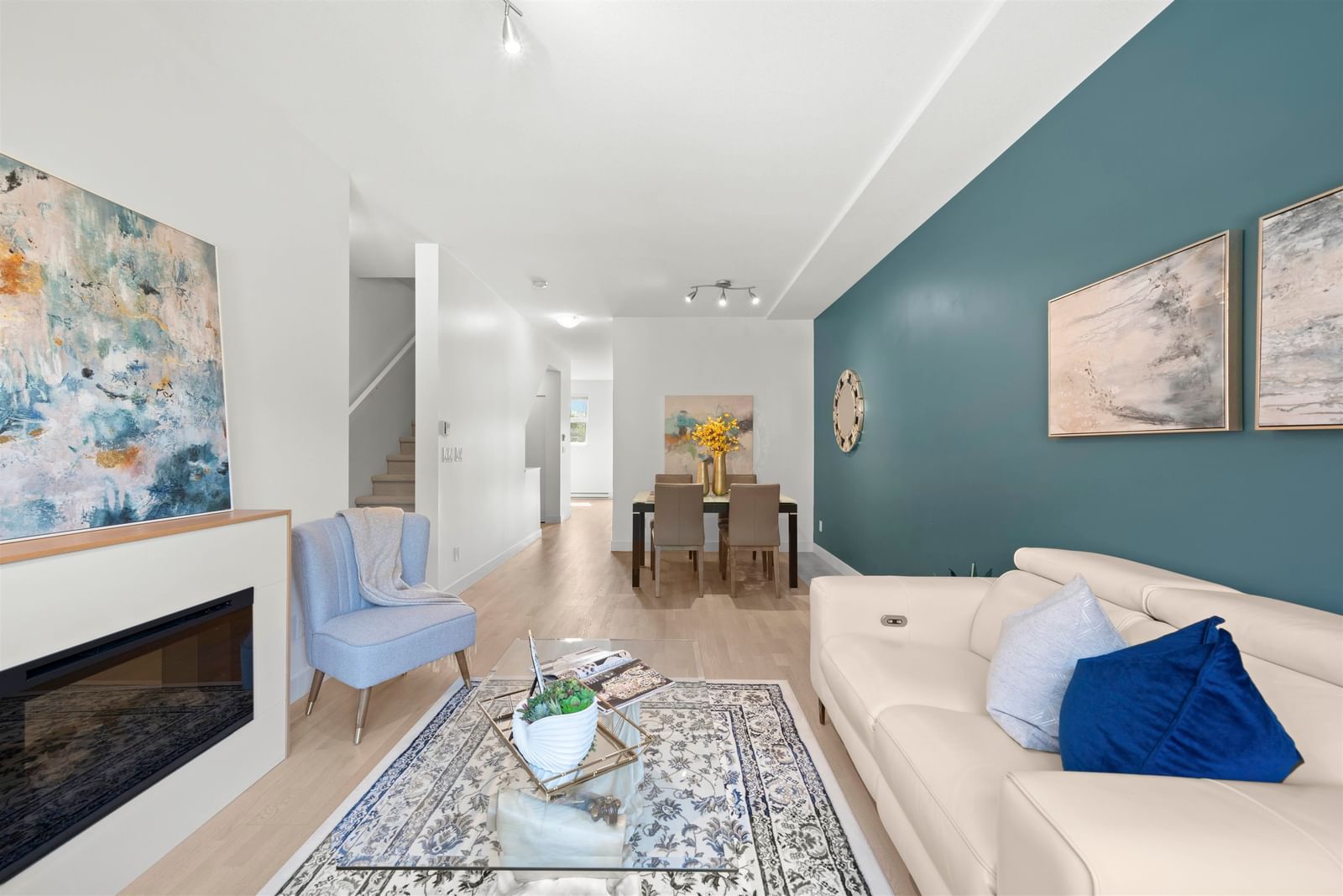 Listing Image 14