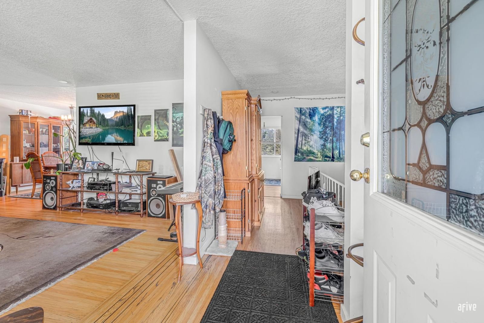 Listing Image 27