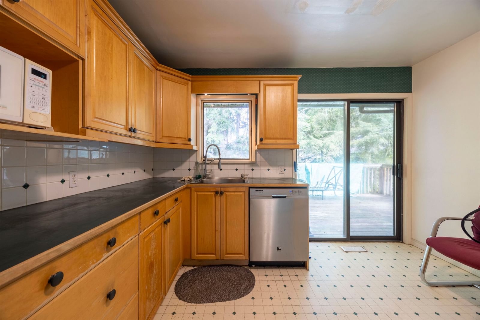 Listing Image 12