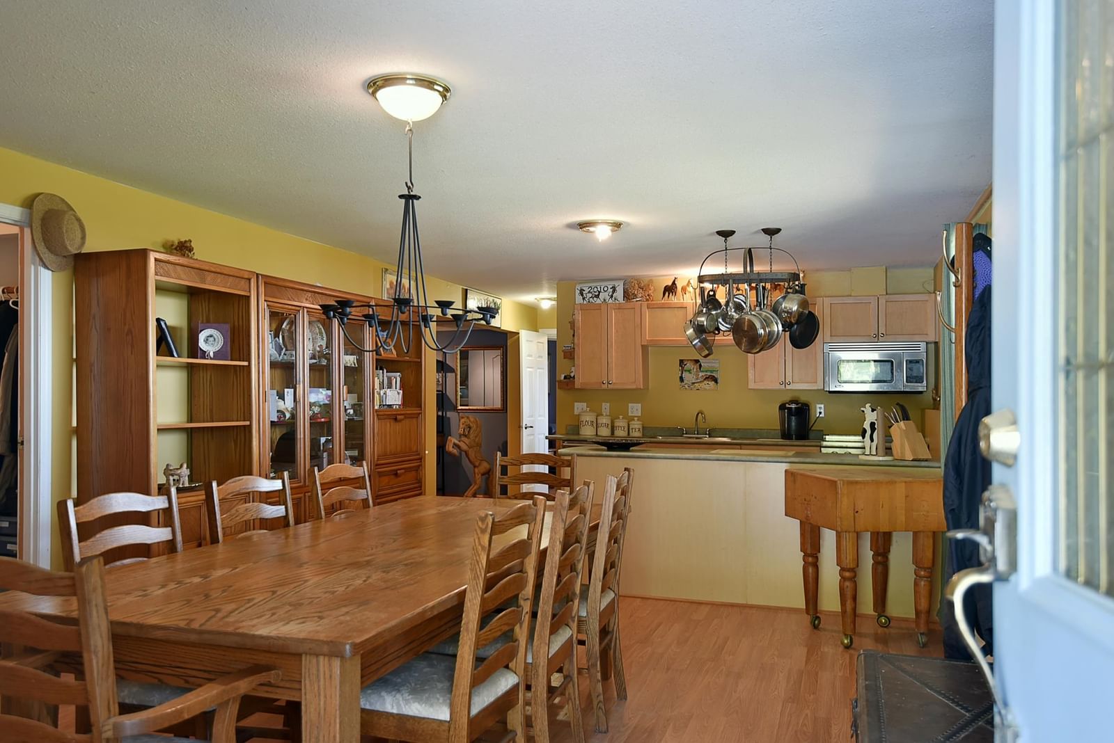 Listing Image 19