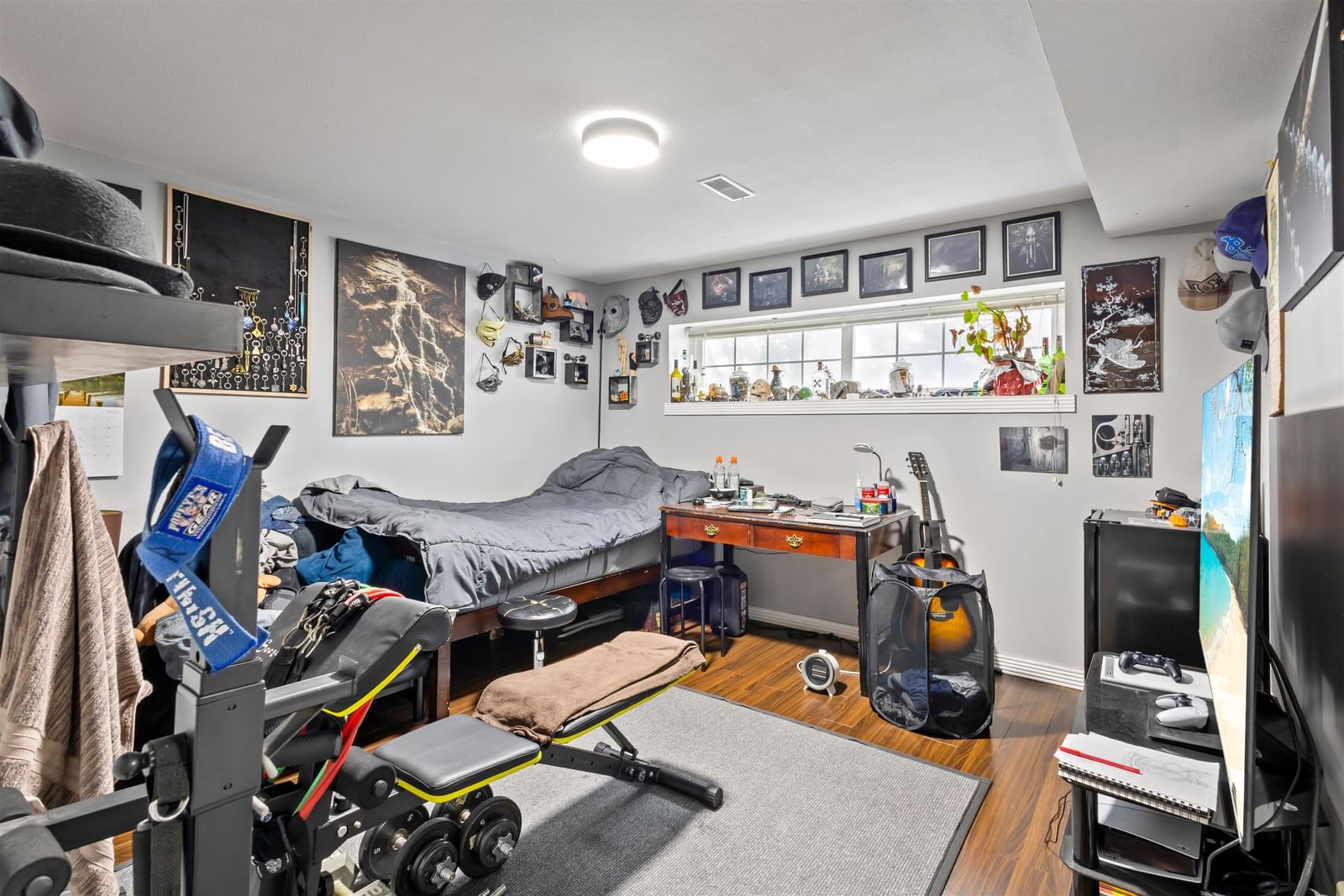 Listing Image 33