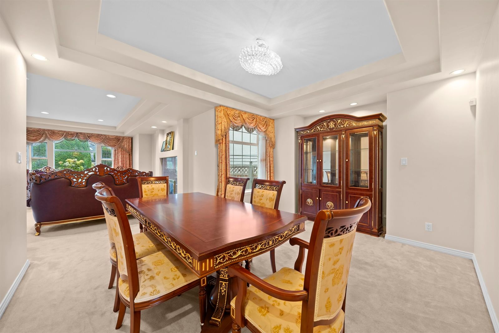 Listing Image 9