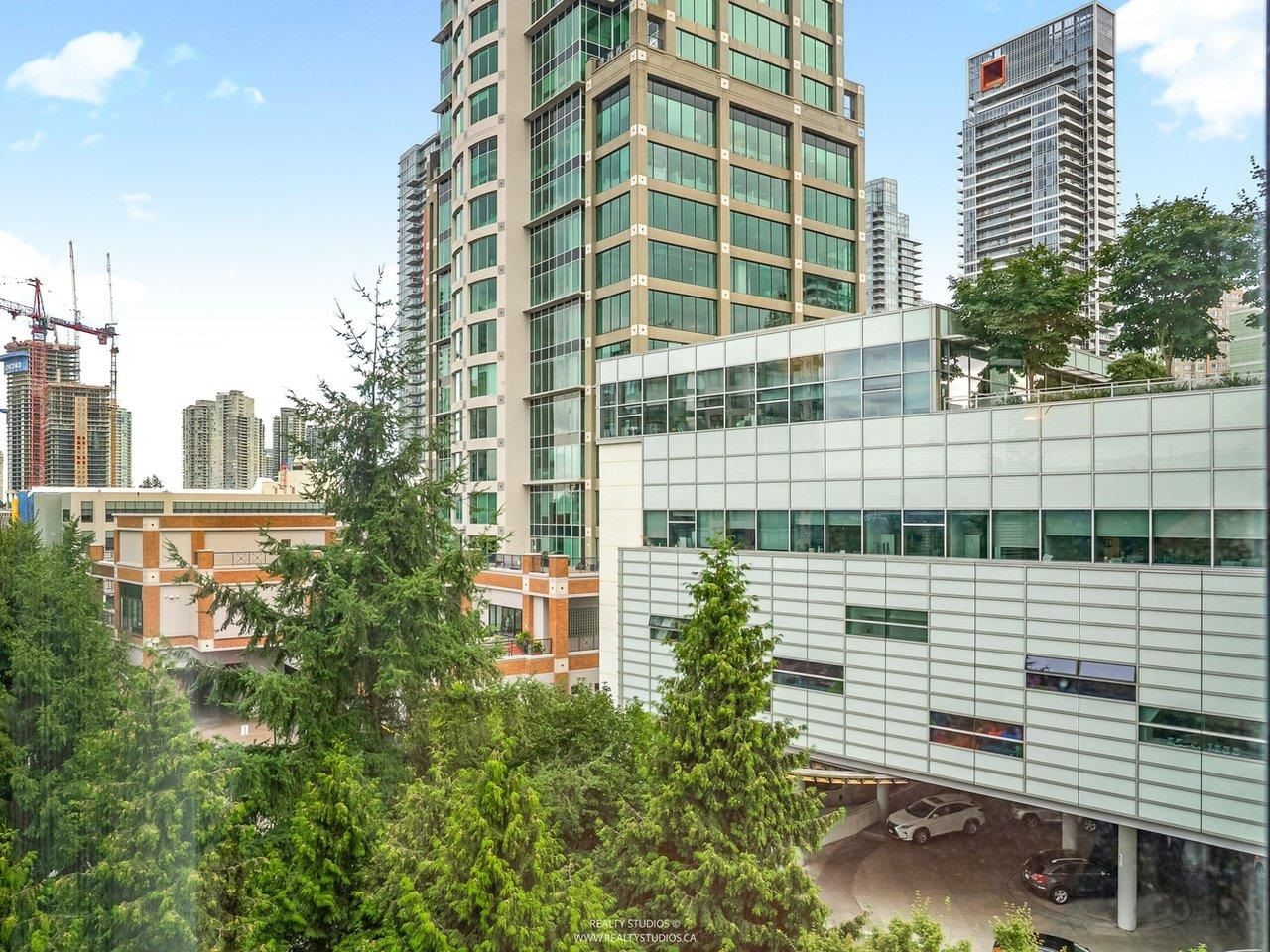 Listing Image 15