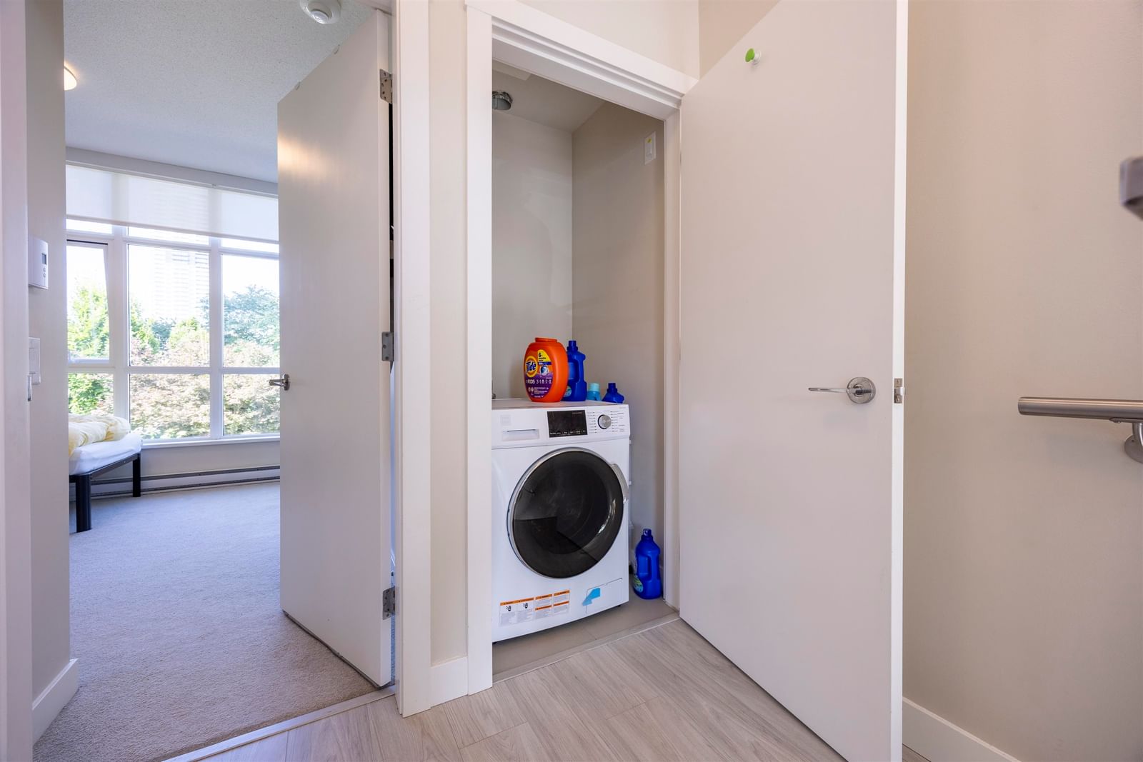 Listing Image 21