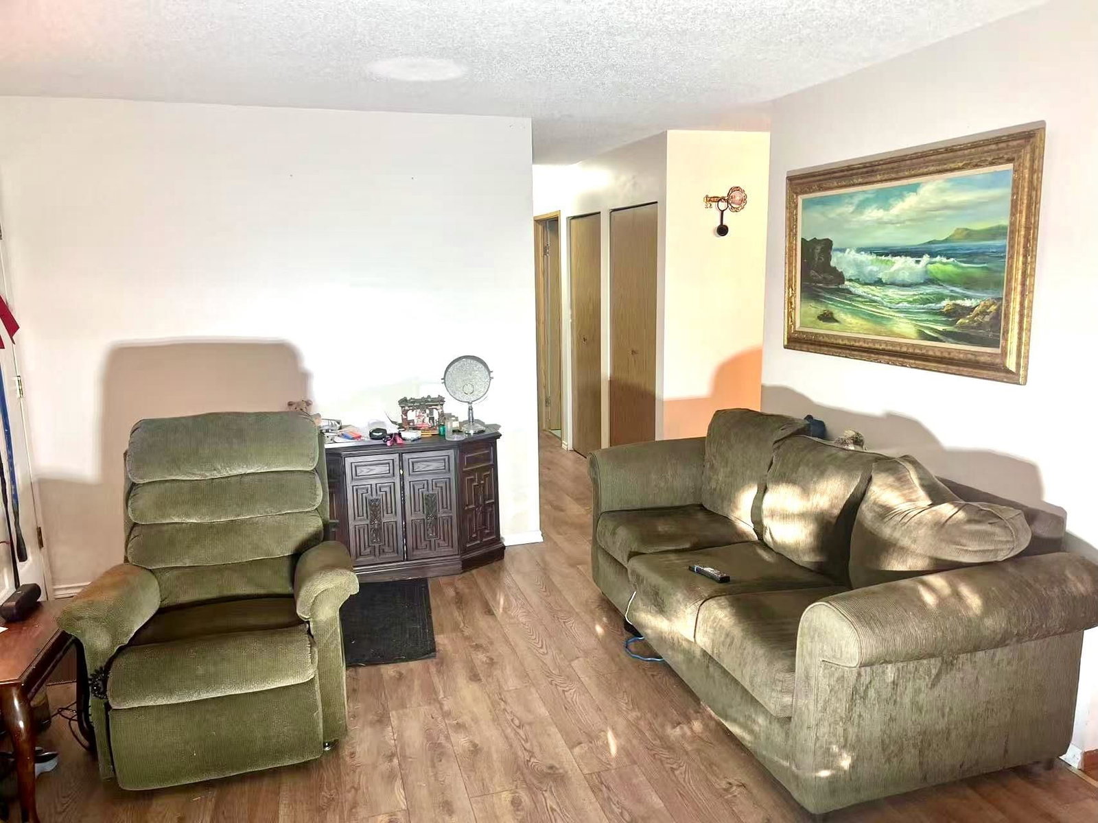 Listing Image 14