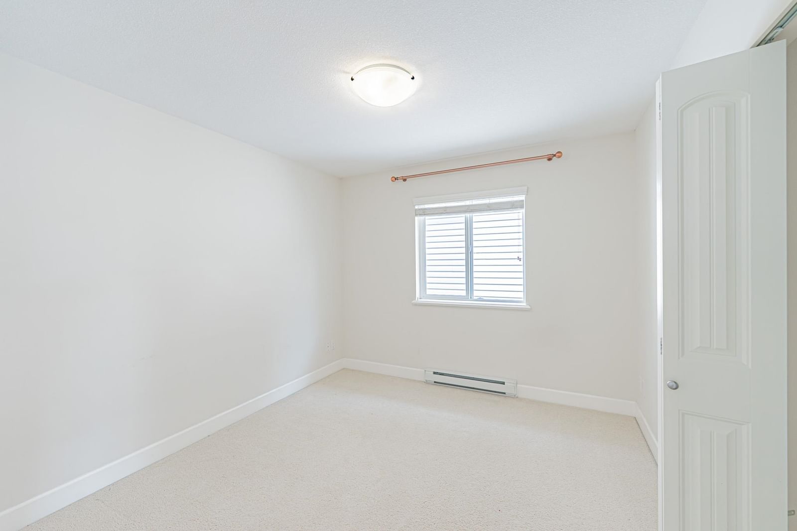 Listing Image 30