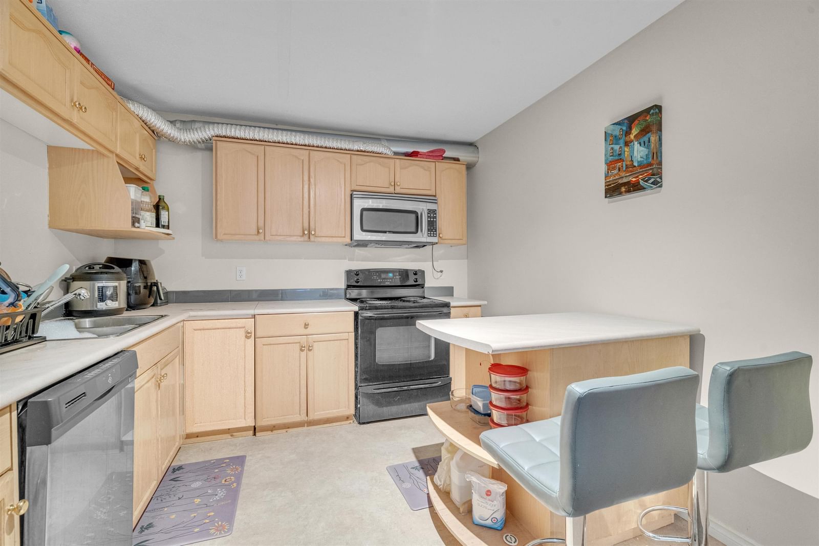 Listing Image 17