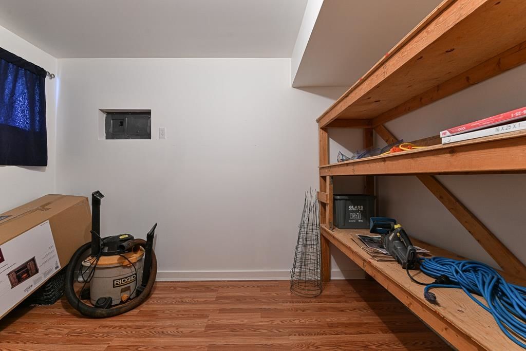 Listing Image 20