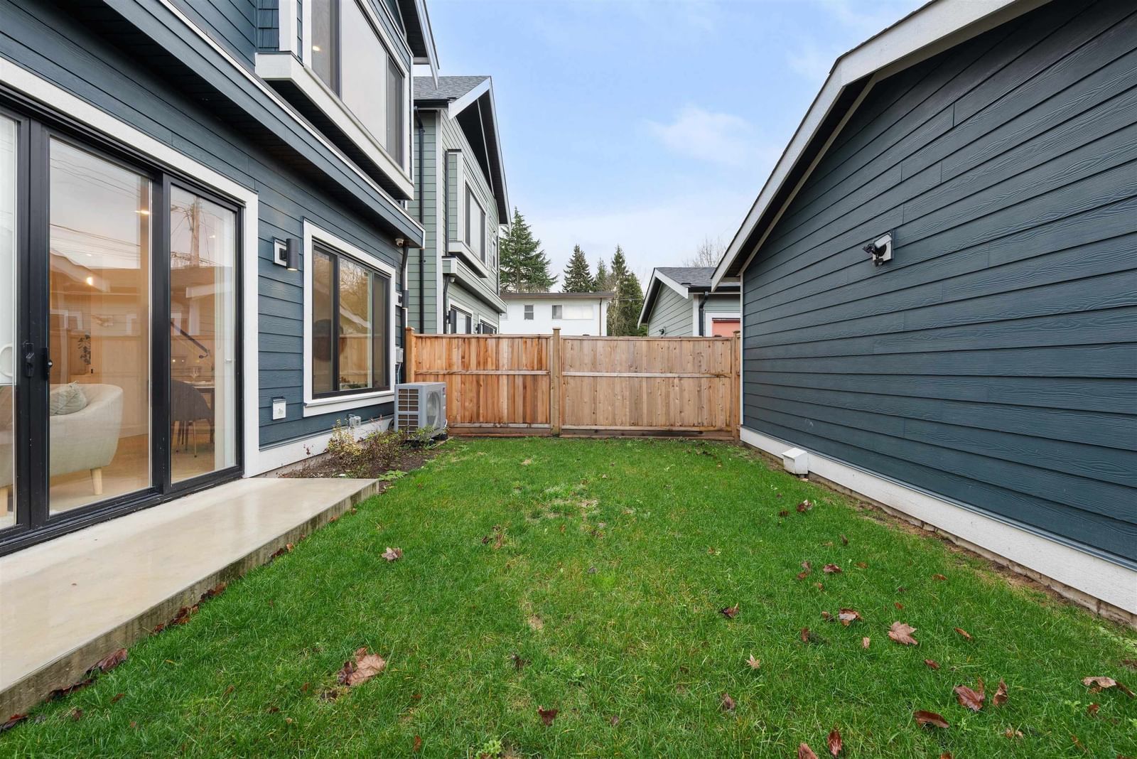 Listing Image 27