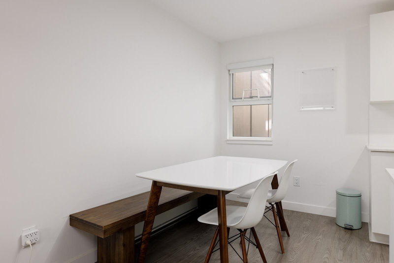 208 - 4625 Grange Street, Burnaby, V5H 1R1 | Image 3