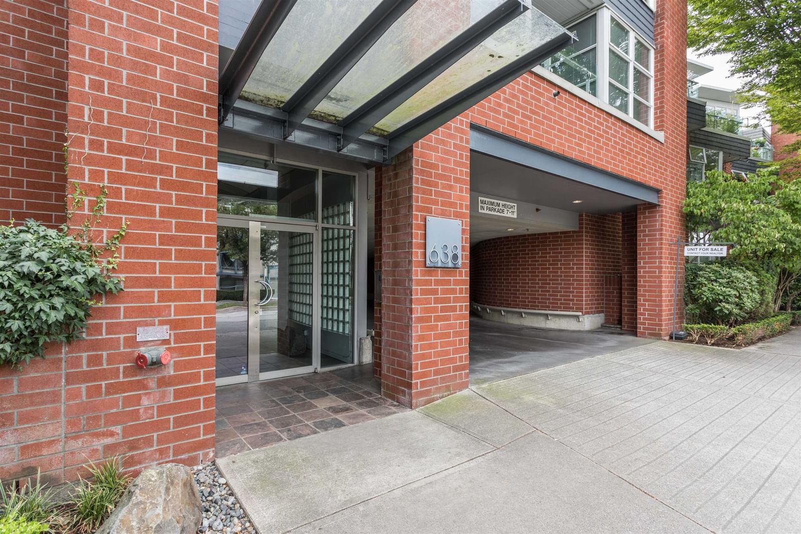 Listing Image 17