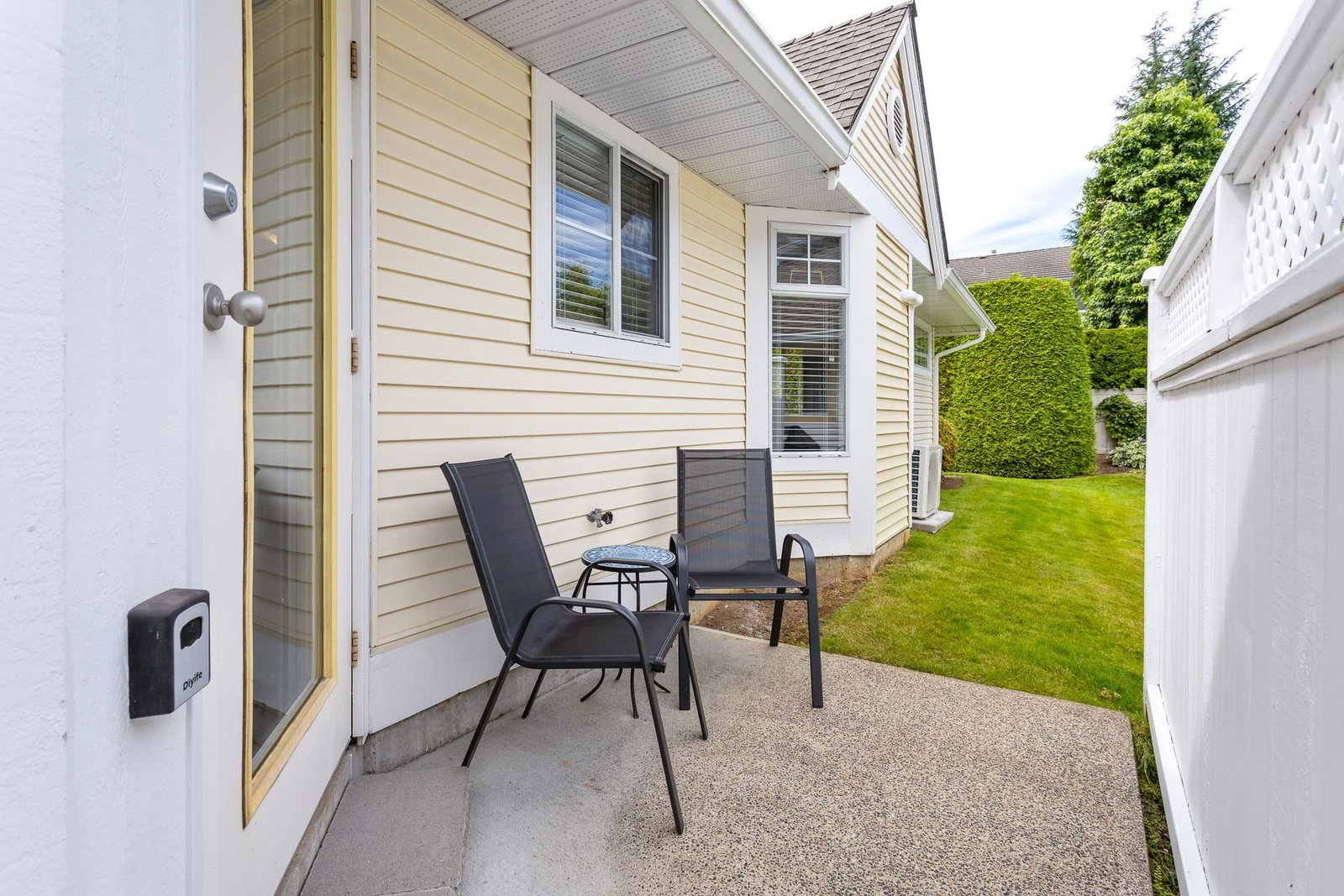 Listing Image 19