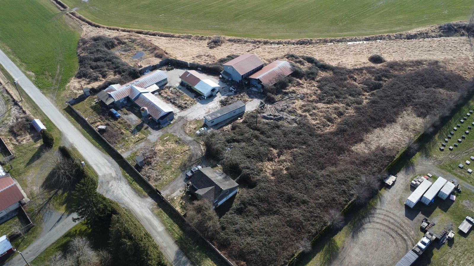 Listing Image 8