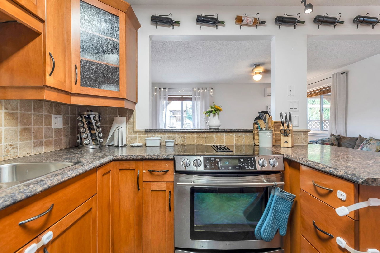 Listing Image 12