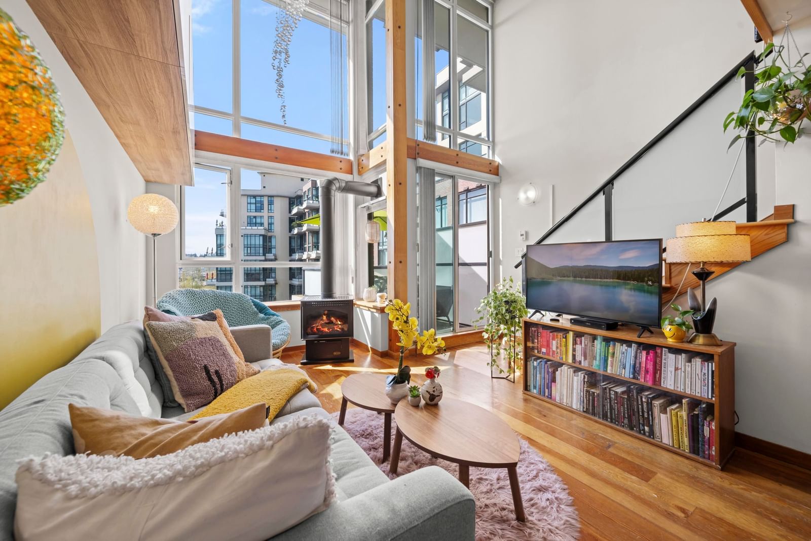 Listing Image 9
