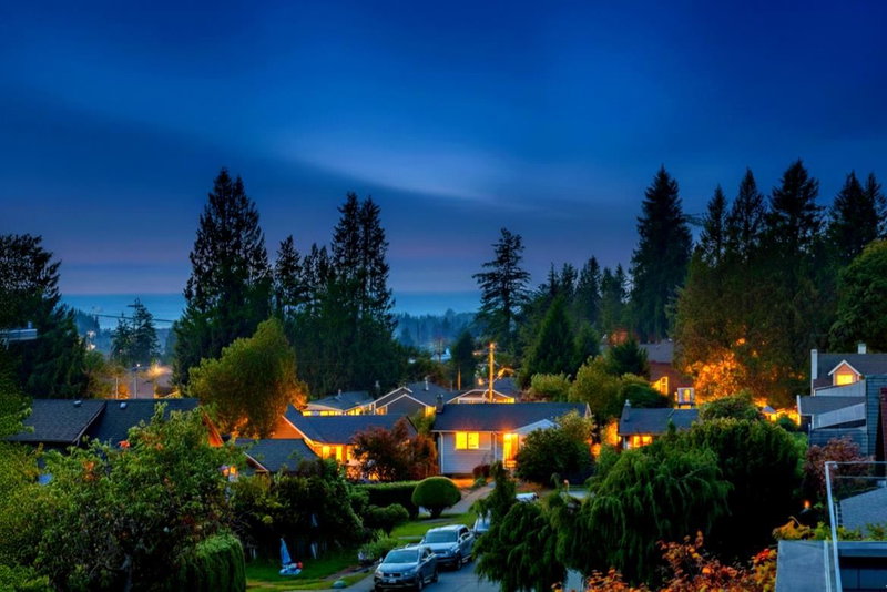 238 28th Street, North Vancouver, V7N 1C2 | Image 2