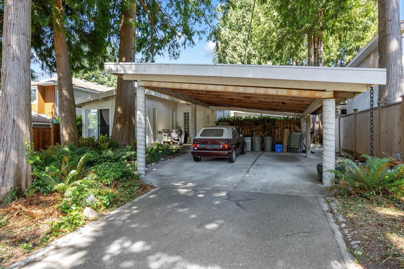 14109 Blackburn Avenue, White Rock, V4B 2Z6 | Image 2