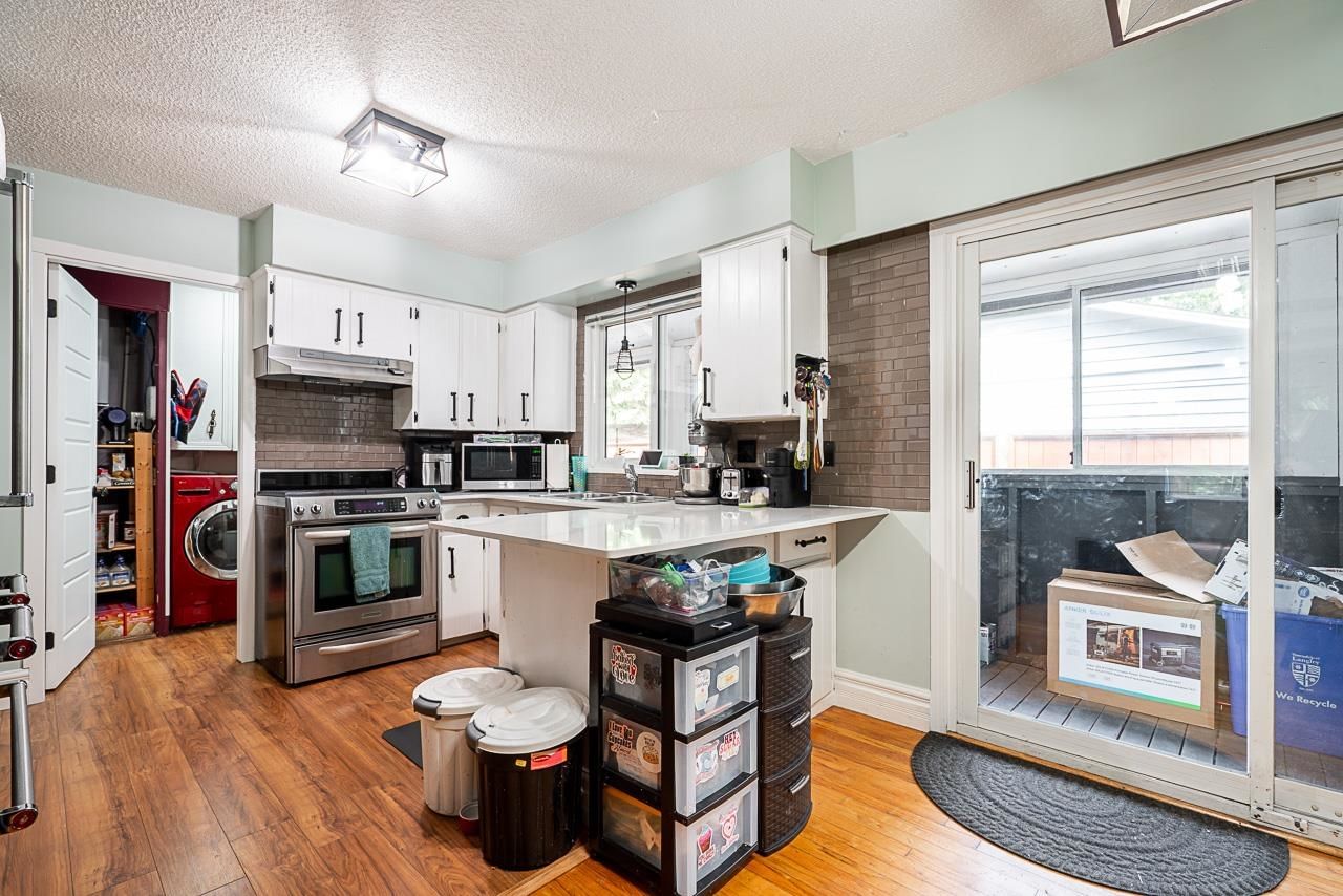 Listing Image 14