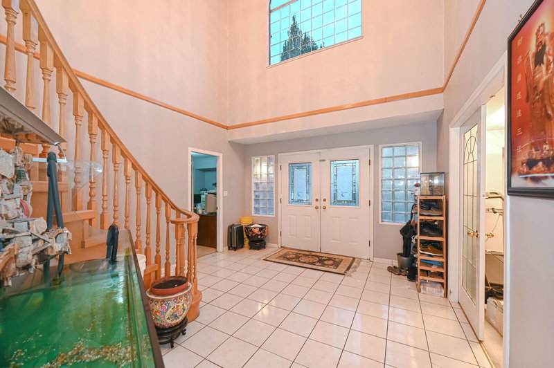 6889 Kerr Street, Vancouver, V5S 3C9 | Image 2
