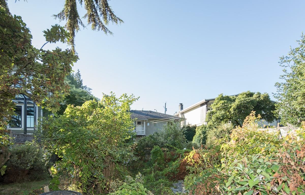 Listing Image 18
