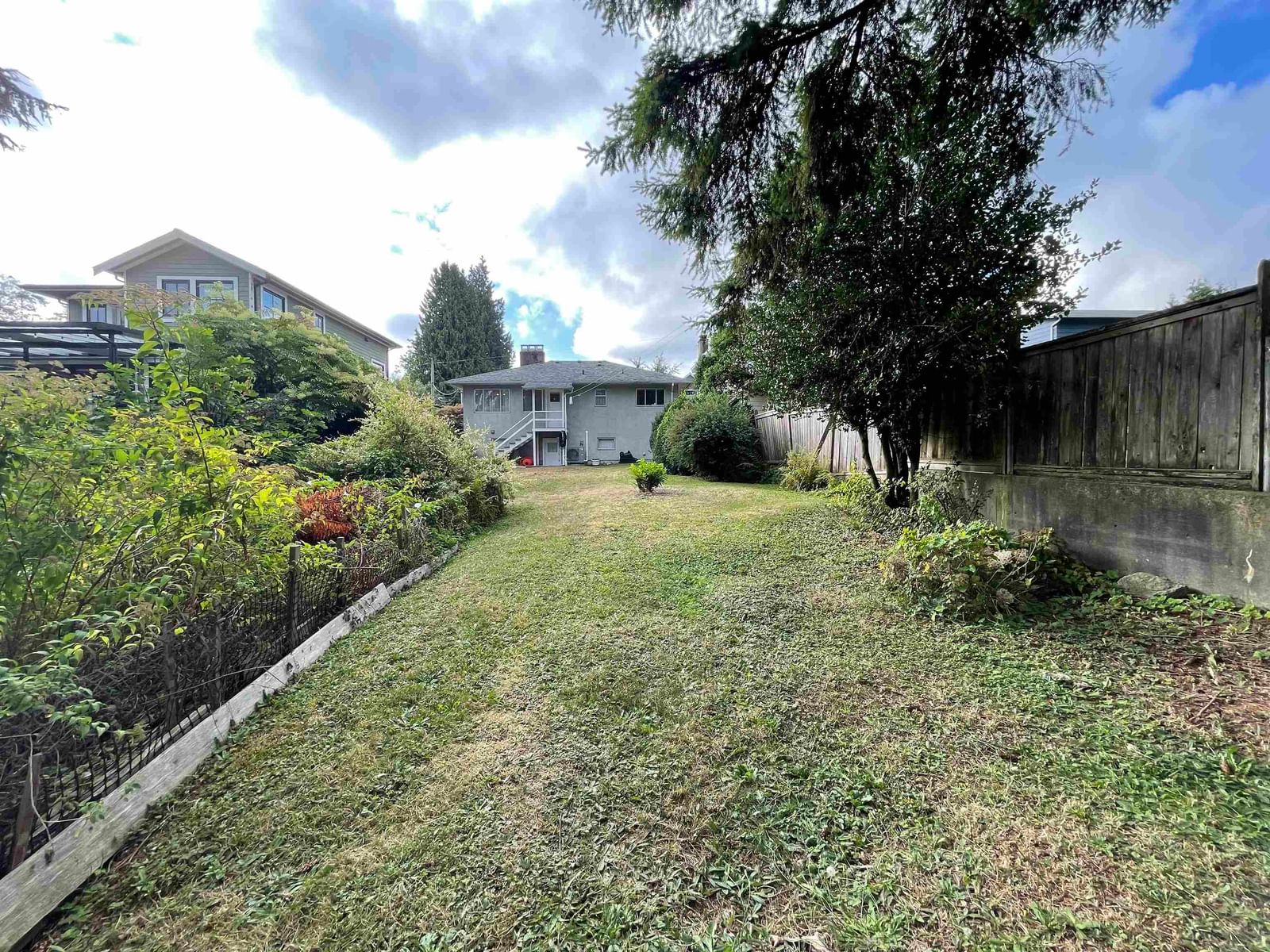 Listing Image 36