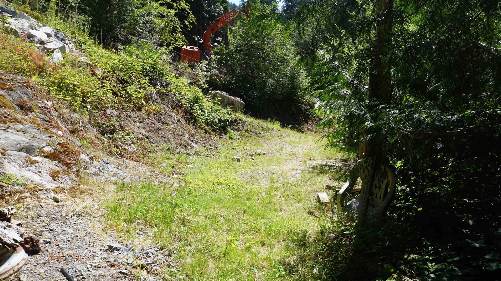 Listing Image 6