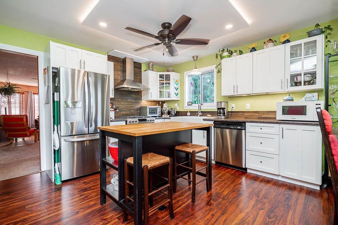 Listing Image 10