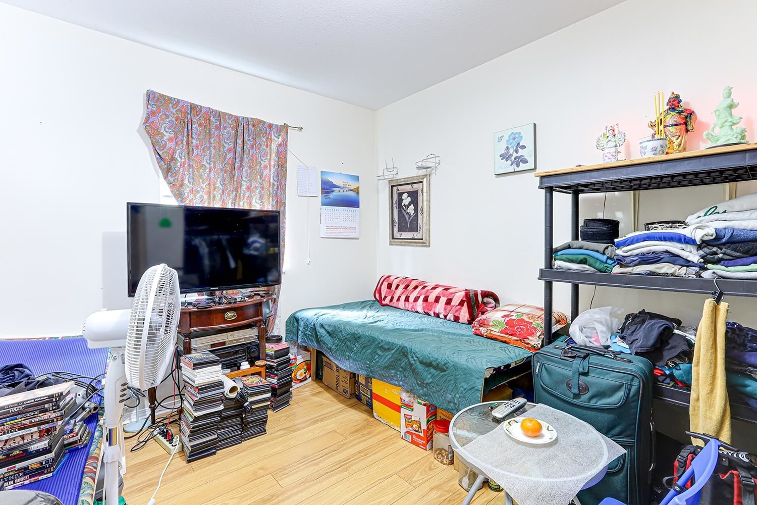 Listing Image 33
