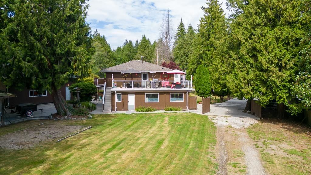 Listing Image 4