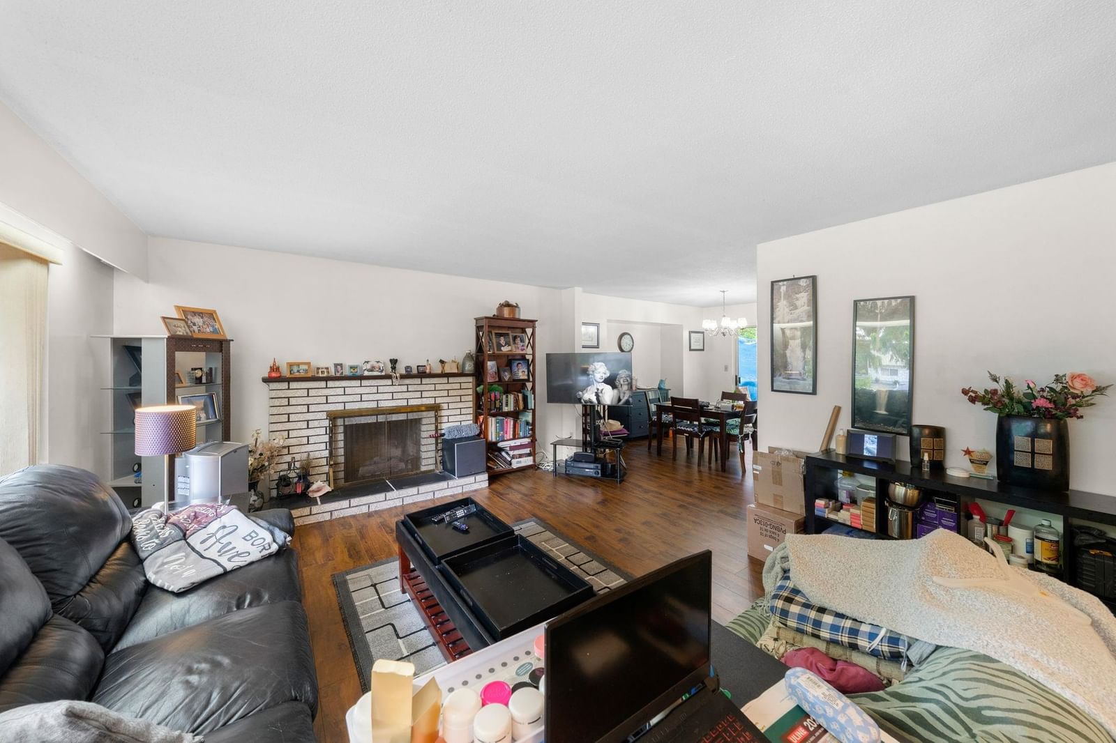 Listing Image 40