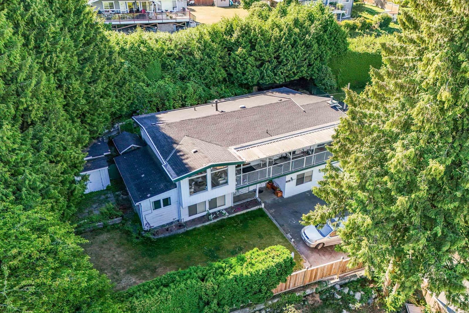 Listing Image 6