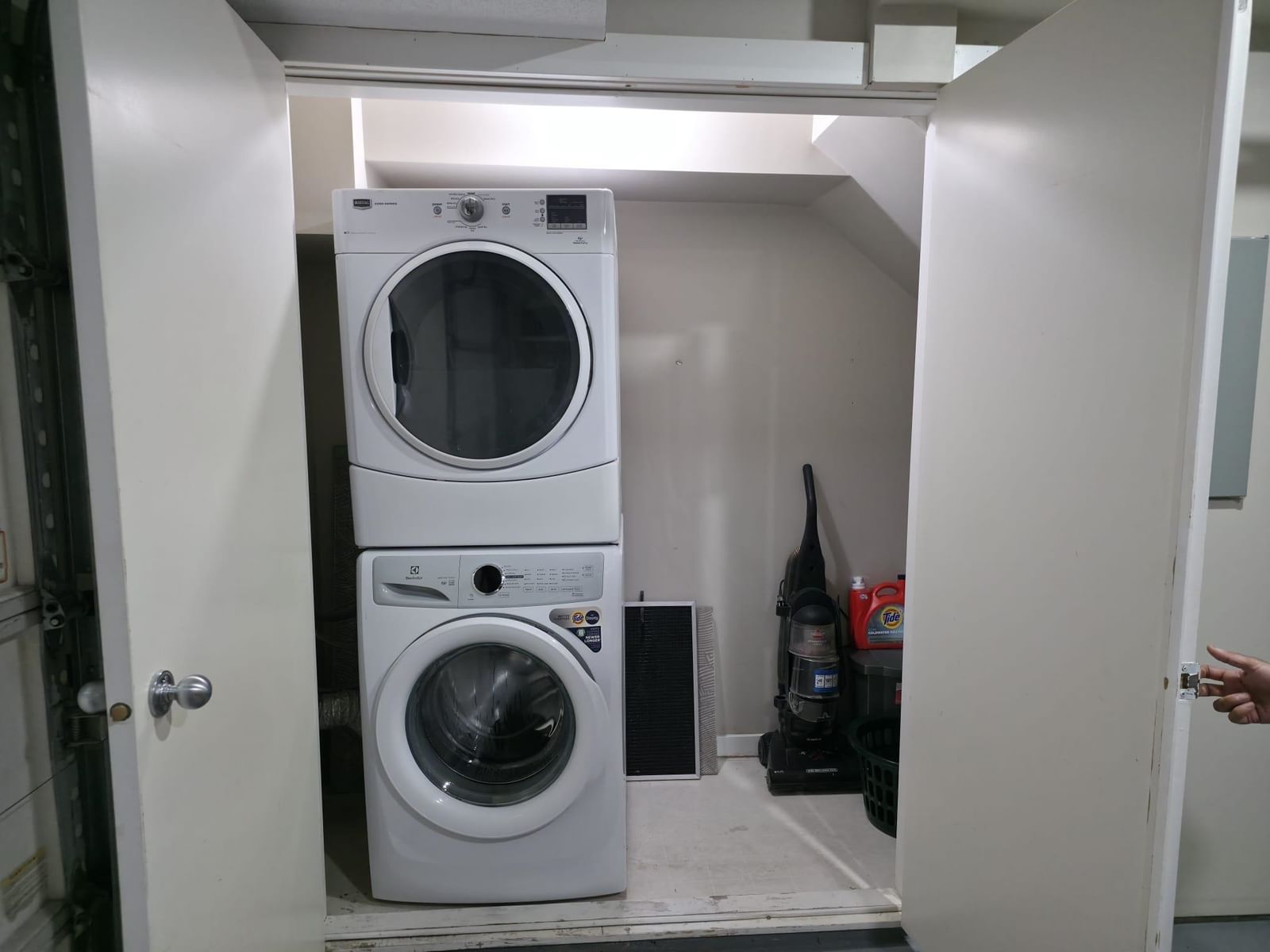 Listing Image 23