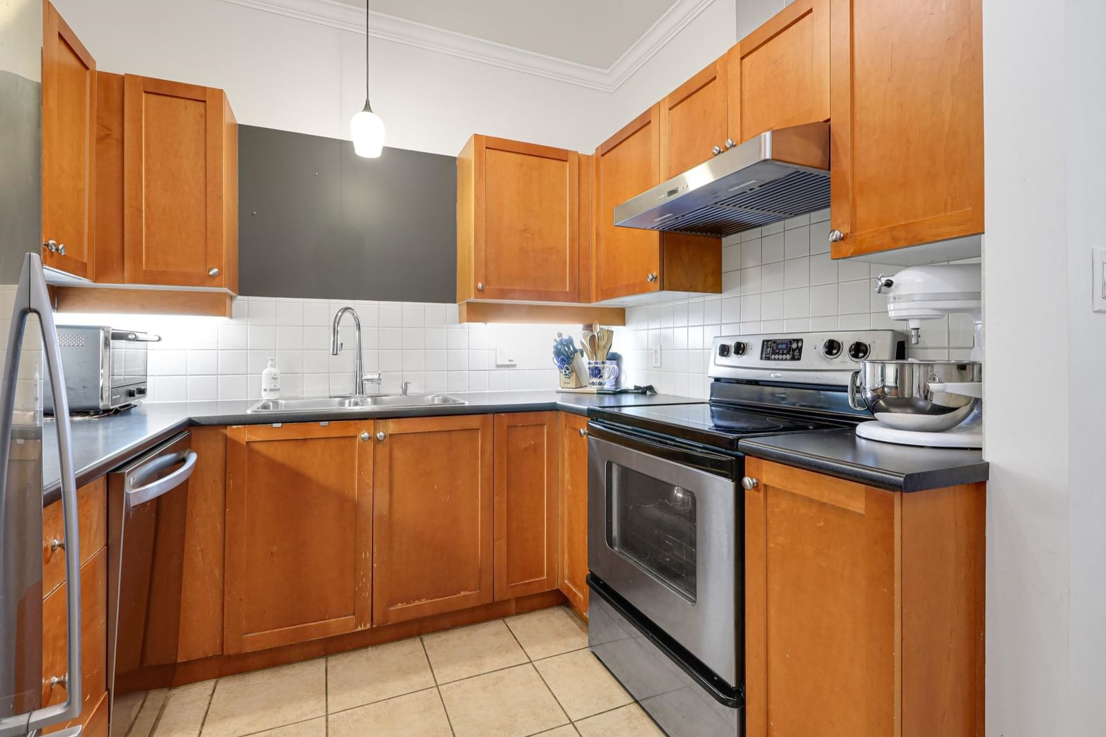 Listing Image 14