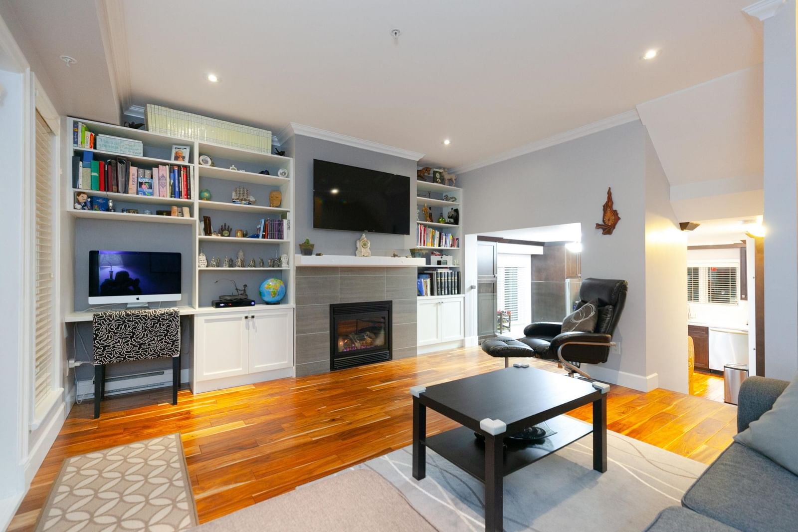 Listing Image 15