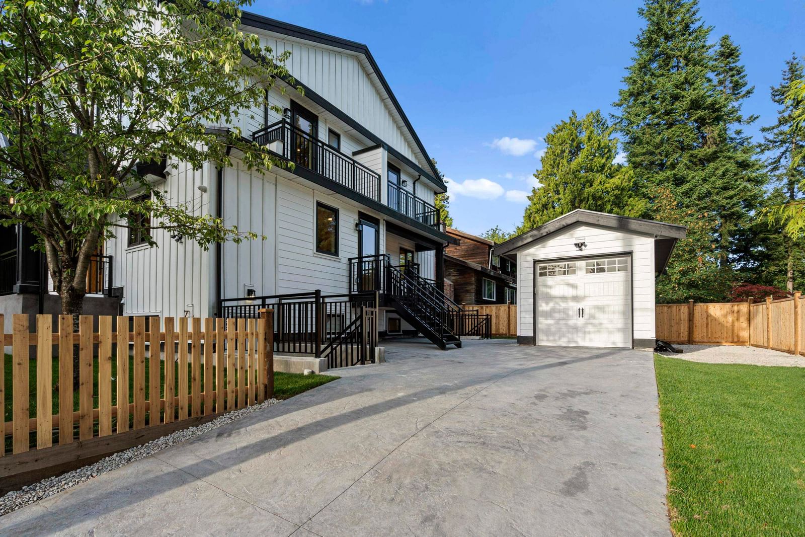 Listing Image 6