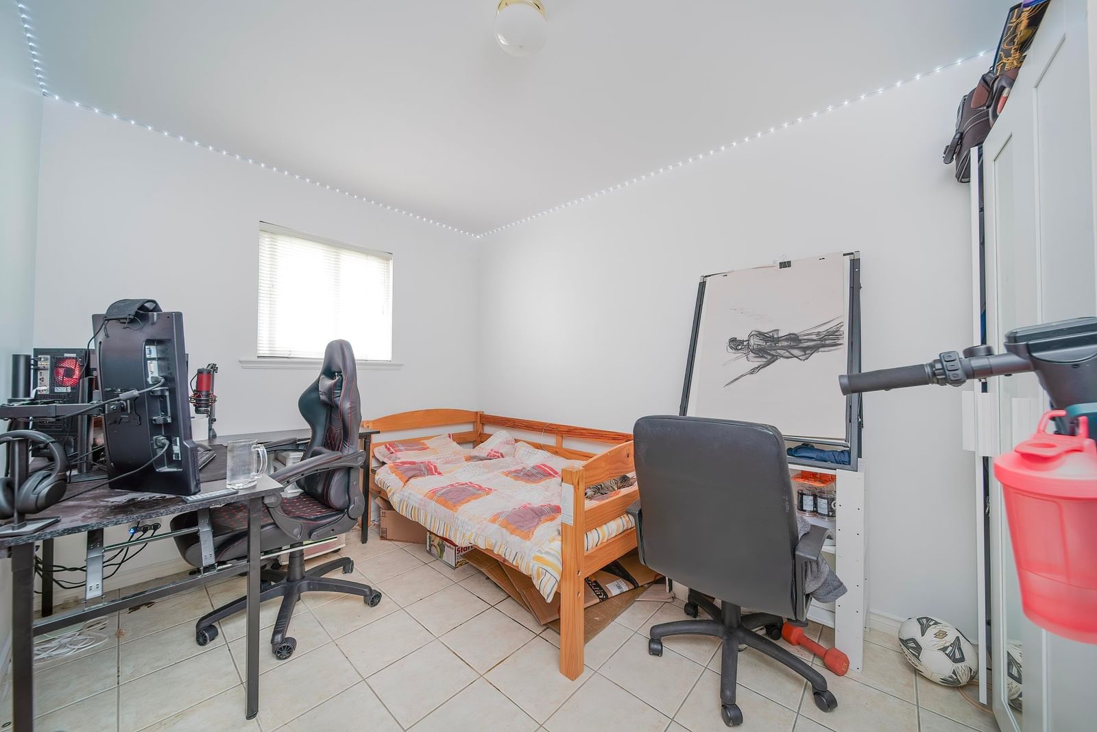 Listing Image 17